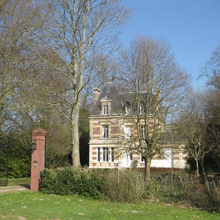 Chateau De Launay Bed & Breakfast Mery-Corbon Exterior photo